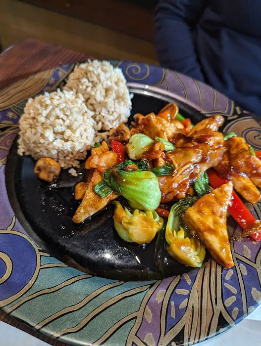 Wild Ginger Smithtown Picture 7