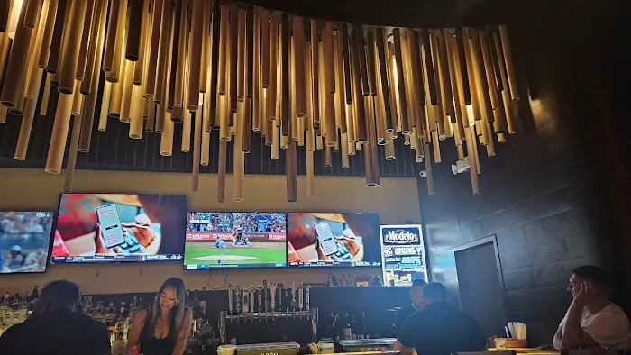 360 Taiko Sushi & Lounge Picture 9