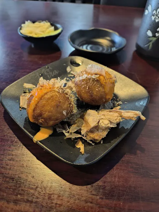 Kira Sushi Picture 5