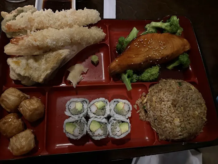 Sam's Sushi Bistro Picture 4