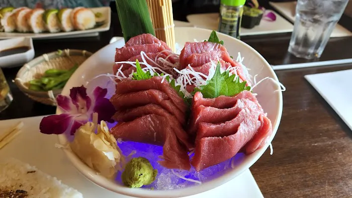 Sam's Sushi Bistro Picture 10