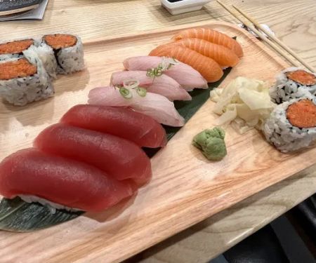 Avocado sushi