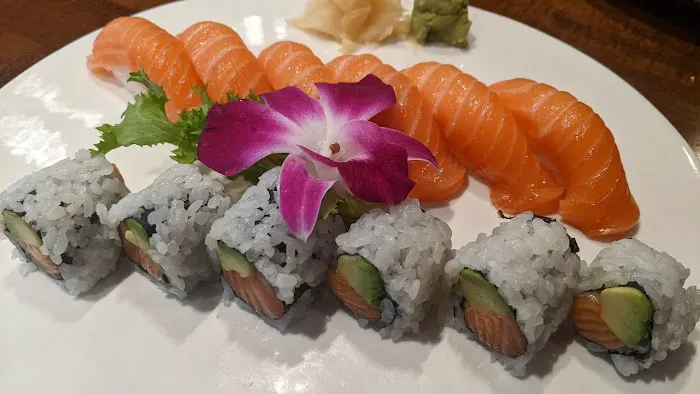 Oishi Sushi Picture 9
