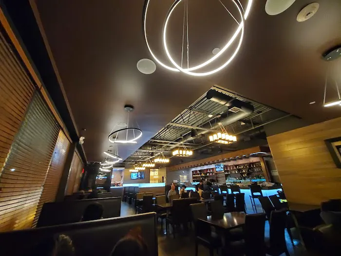 Umami Sushi & Bar Picture 2