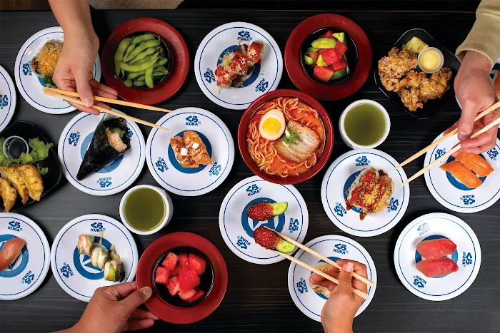 Kura Revolving Sushi Bar Picture 2