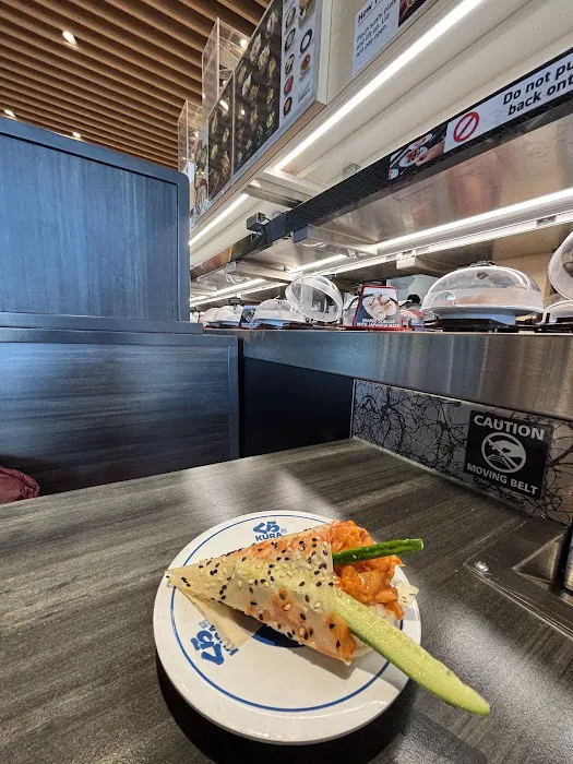 Kura Revolving Sushi Bar Picture 4