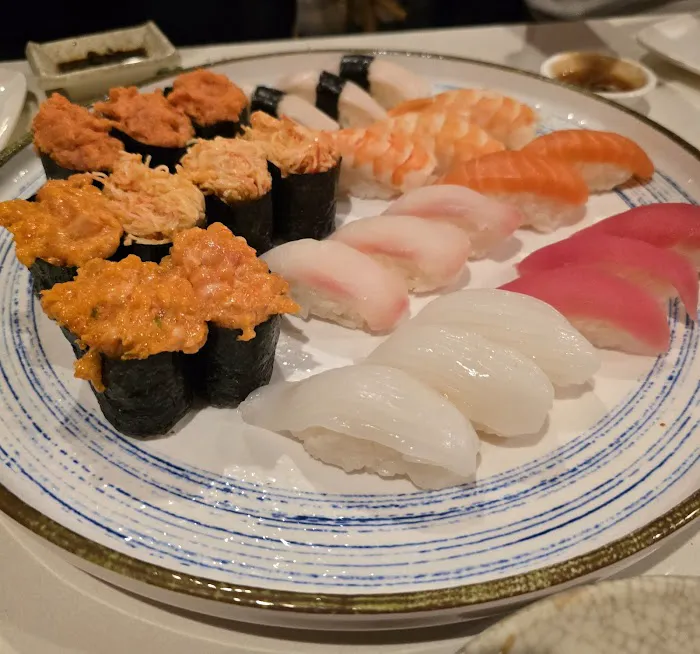 Sushi Village Picture 3