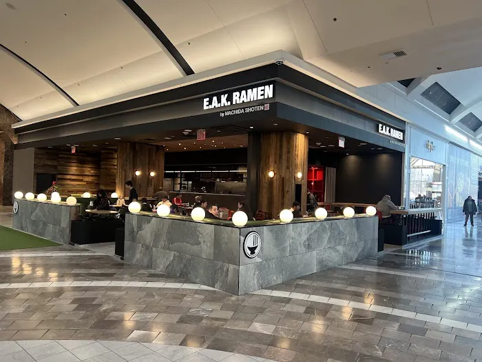 E.A.K. RAMEN by Machida Shoten Westfield Garden State Plaza Picture 1