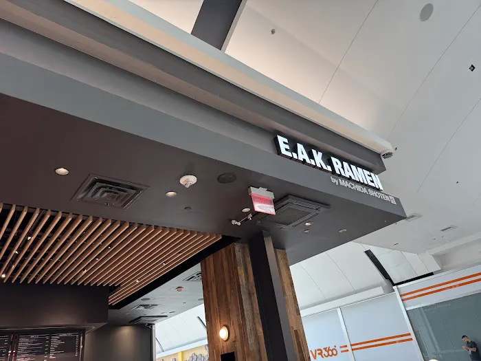 E.A.K. RAMEN by Machida Shoten Westfield Garden State Plaza Picture 4