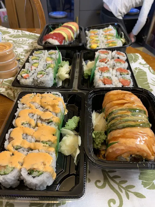 Hoshitori Sushi & Ramen Picture 3