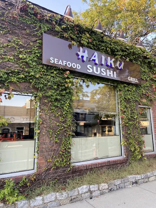 Haiku Sushi Picture 5