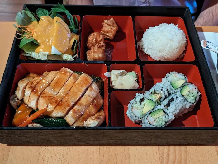 Raku Sushi Picture 3
