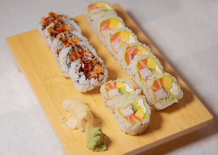 Sushi & Kimchi Picture 2