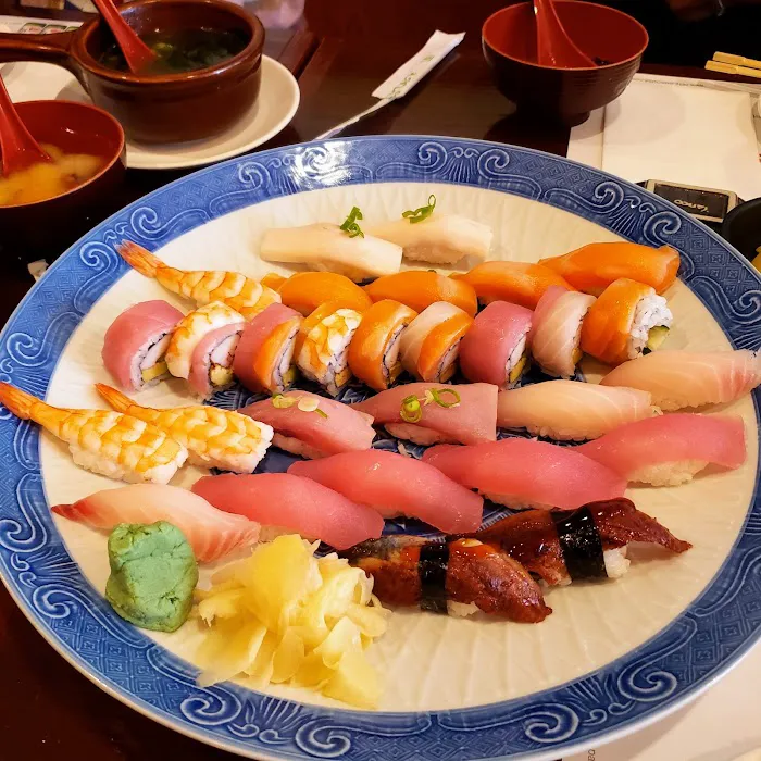 Sushi & Kimchi Picture 7