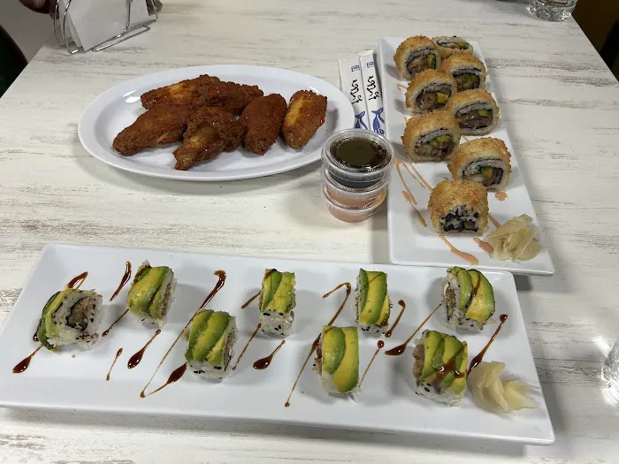 Avocado Eatery, Sushi And Gyro House(HALAL) Picture 4