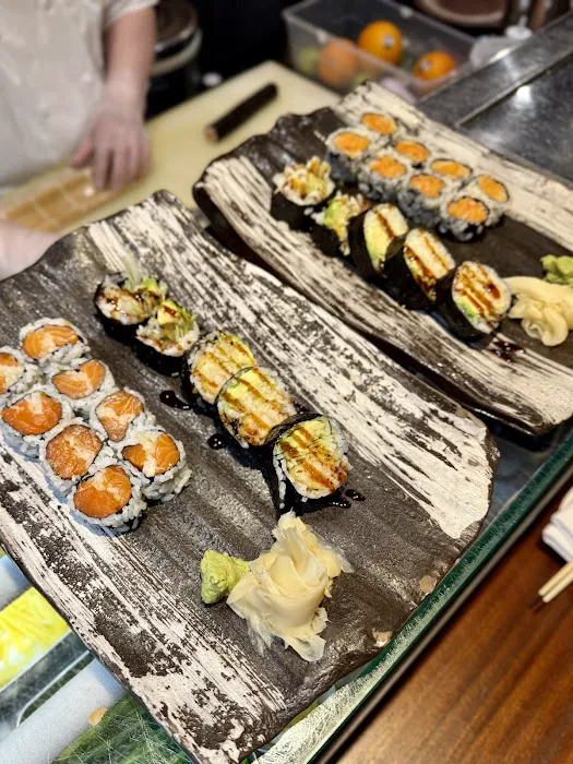 MIKU Sushi Bar and Restaurant Picture 8
