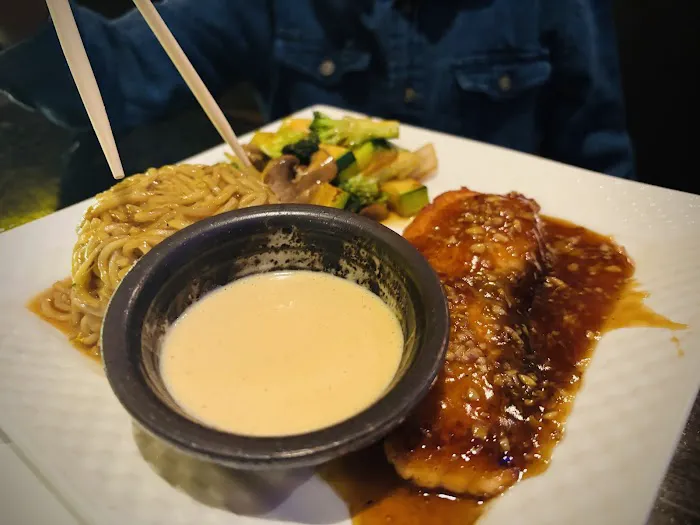 Akebono Sushi & Hibachi Picture 8
