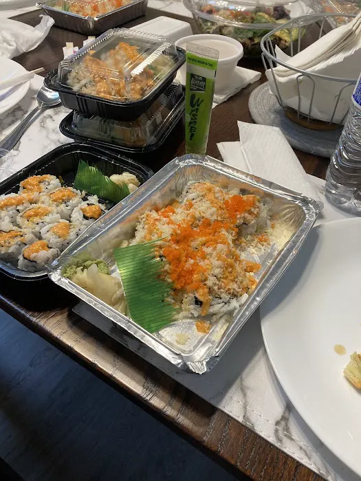 Leo Sushi & Asian Cuisine Picture 9