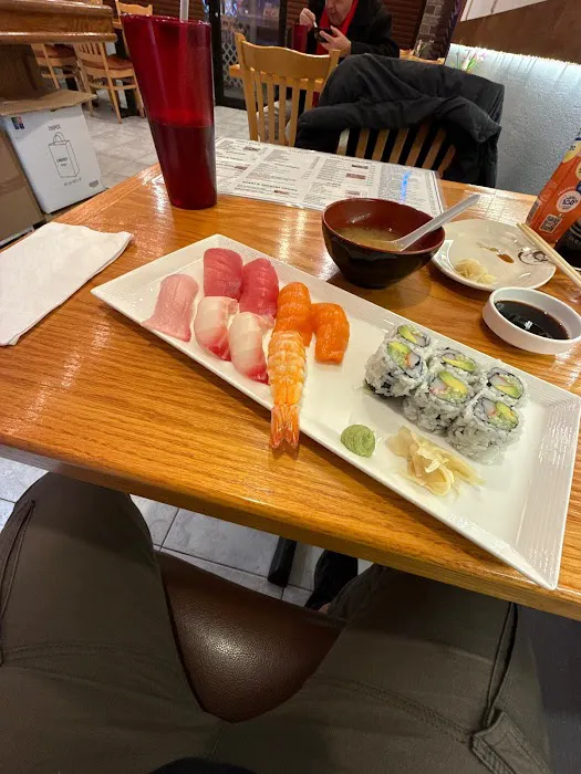Osaka Sushi Picture 9