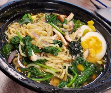Poke n' Ramen 360