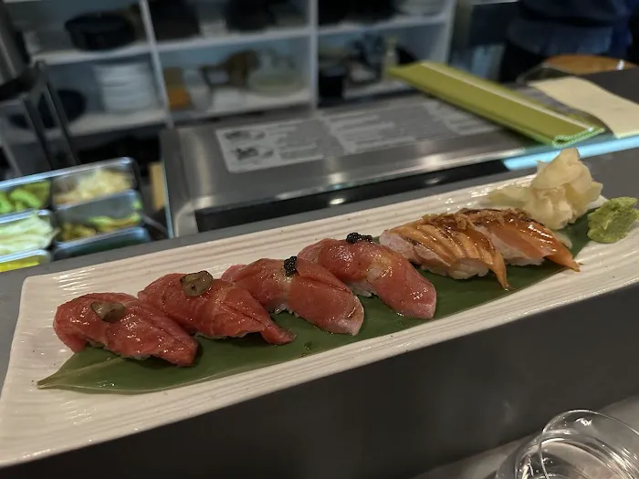 Sushi Bar Picture 4