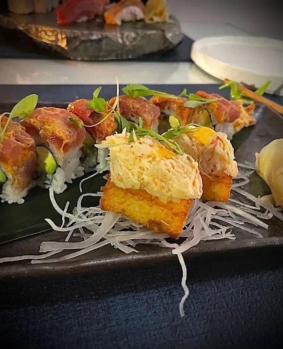 Sushi Bar Picture 2