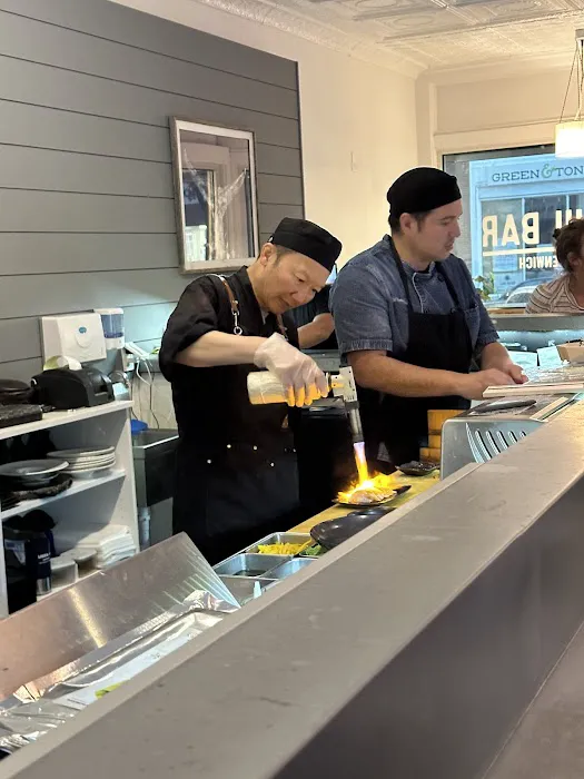 Sushi Bar Picture 6