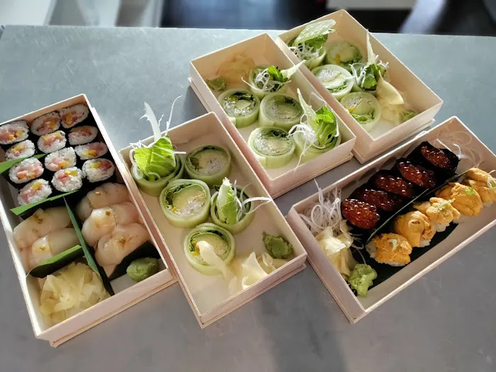 Sushi Bar Picture 9