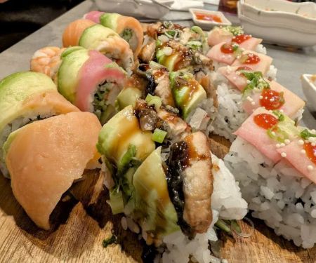 SUSHI BLOSSOM