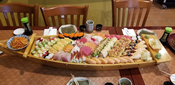 Takei Bamboo Sushi Picture 3