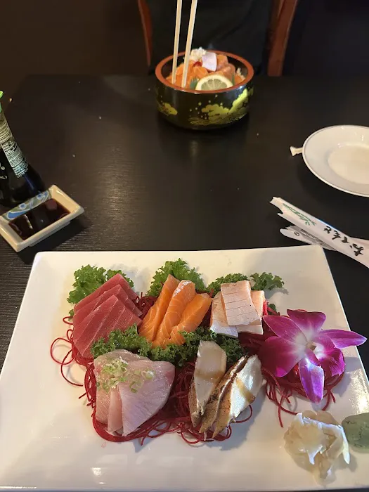 Yellowtail Japanese Bistro Picture 8