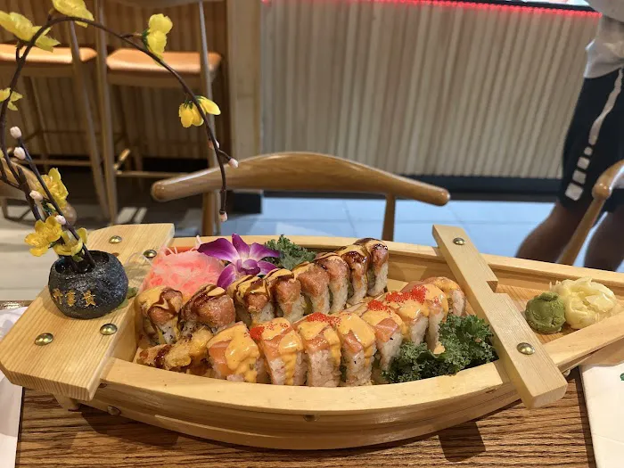 POKESTOP SUSHI & HIBACHI Picture 6