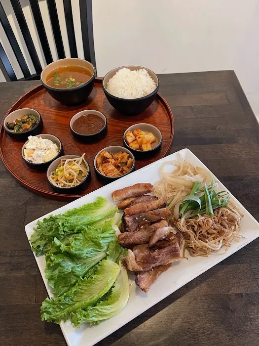 Mr. Ramen + Miss Korea Picture 3