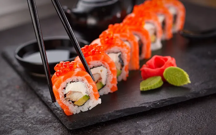 Kiku Sushi Asian Fusion Picture 3