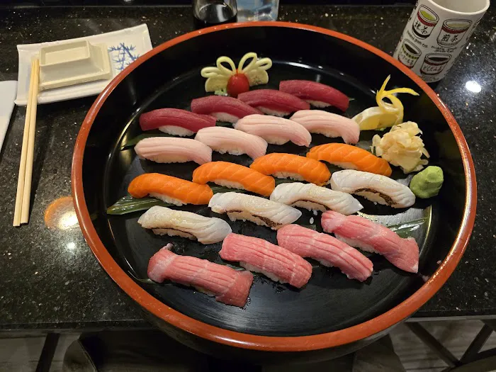 Hanami Japanese Sushi Restaurant Picture 2