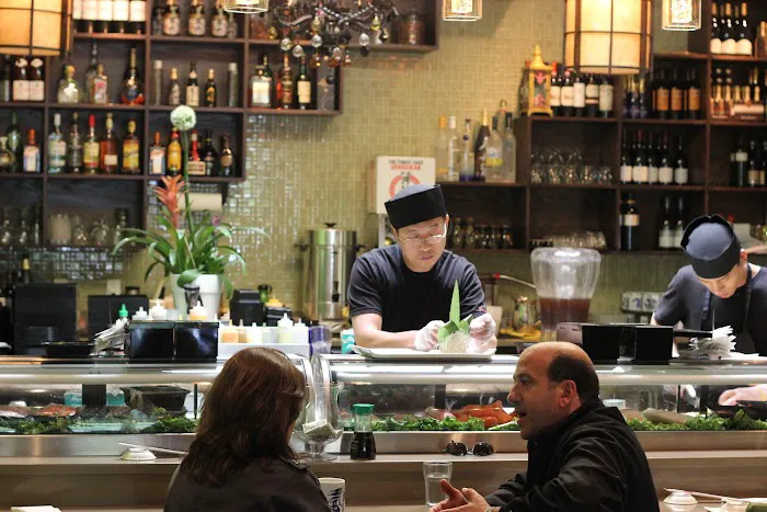 Kira Asian Bistro Picture 2