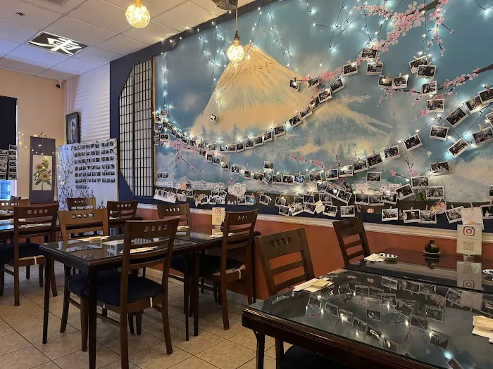 Tokyo Sushi Restaurant Picture 6