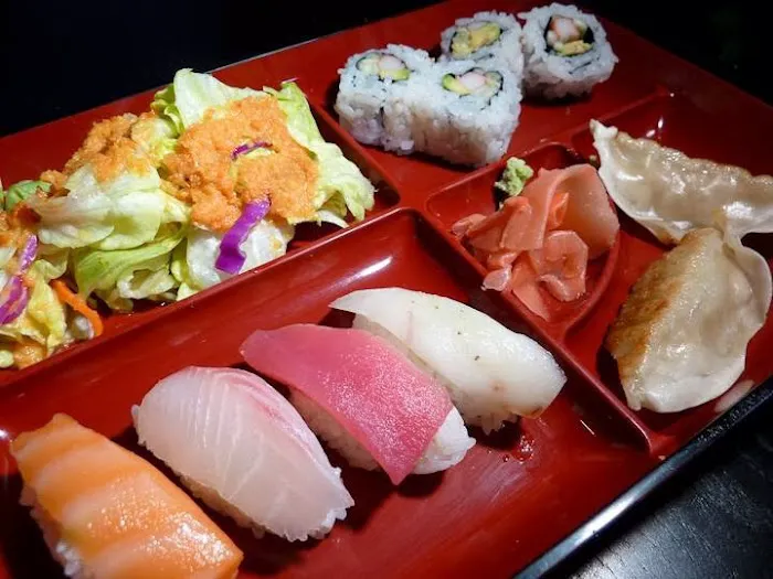 Sushi Cafe Picture 3
