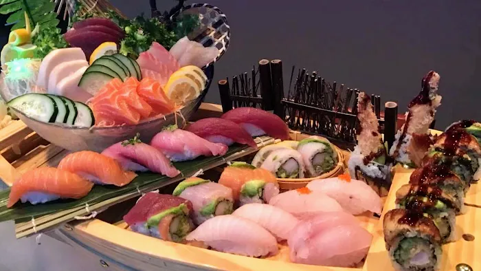 Akoya Sushi Picture 3
