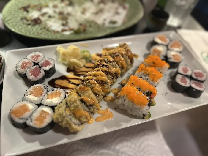 Su & Sa Sushi And Salad Picture 2