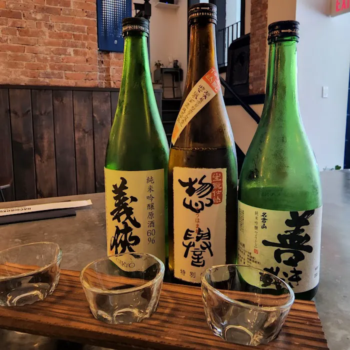 Hachiroku Shokudo & Sake Bar Picture 3