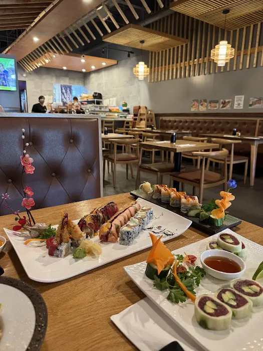 Akasaka Sushi & Hibachi Picture 1