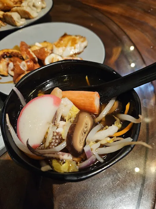 Sakana Sushi & Japanese Cuisine Picture 2