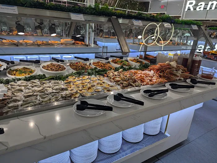 Umi Hotpot Sushi & Seafood Buffet Picture 1