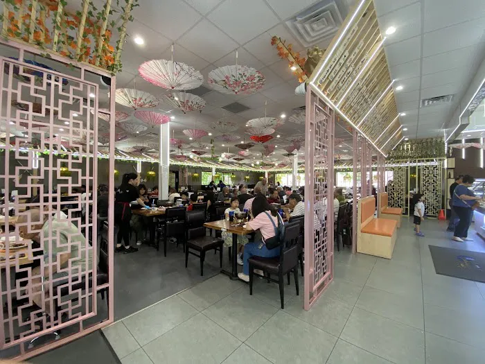 Umi Hotpot Sushi & Seafood Buffet Picture 10