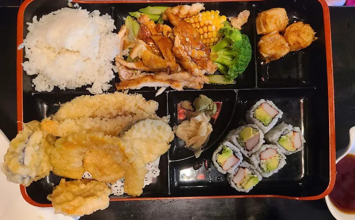 Avocado Sushi Picture 4