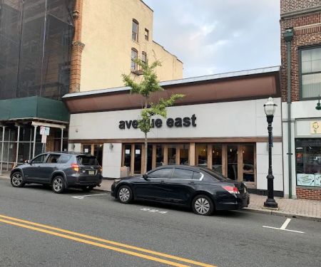 Avenue East