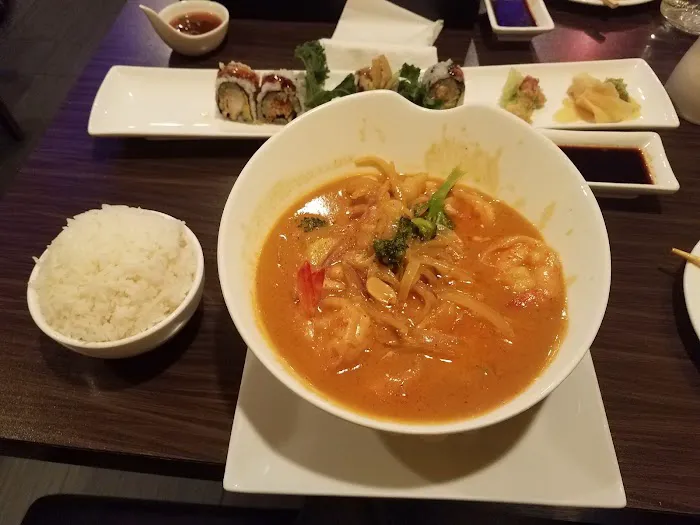 3 Guys Sushi Picture 4