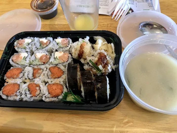 Avocado sushi Picture 7