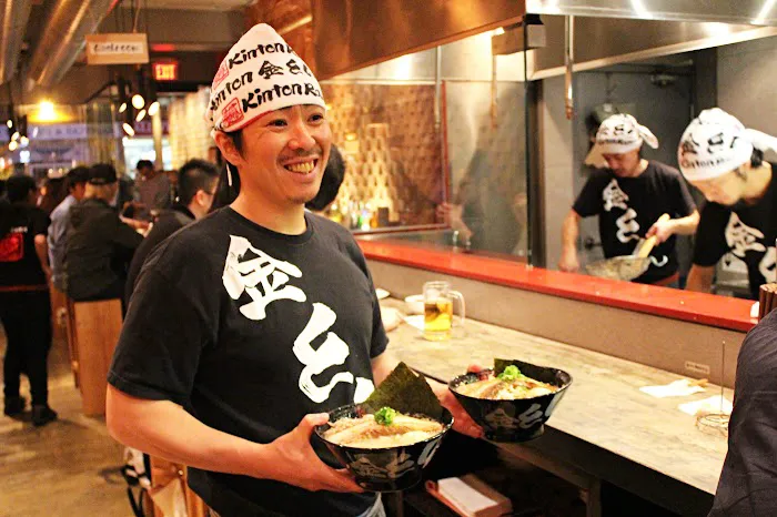 KINTON RAMEN WOODBURY COMMON Picture 5